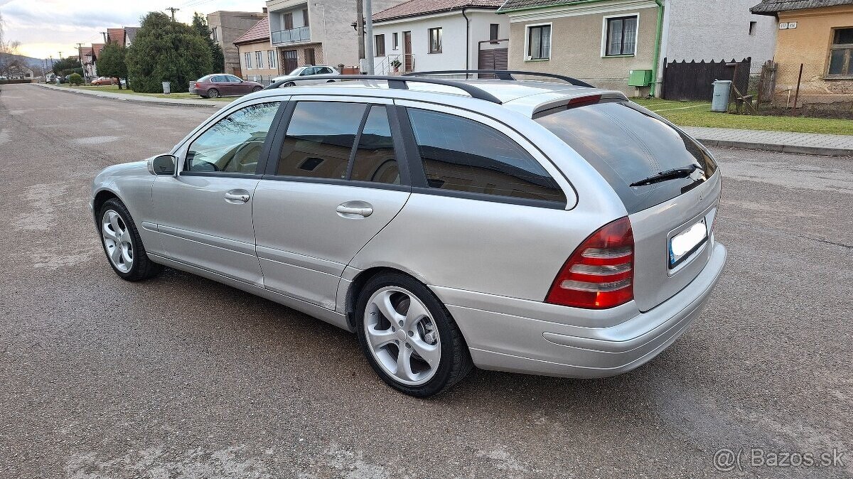 Mercedes Benz C 200 CDi W203 - 2