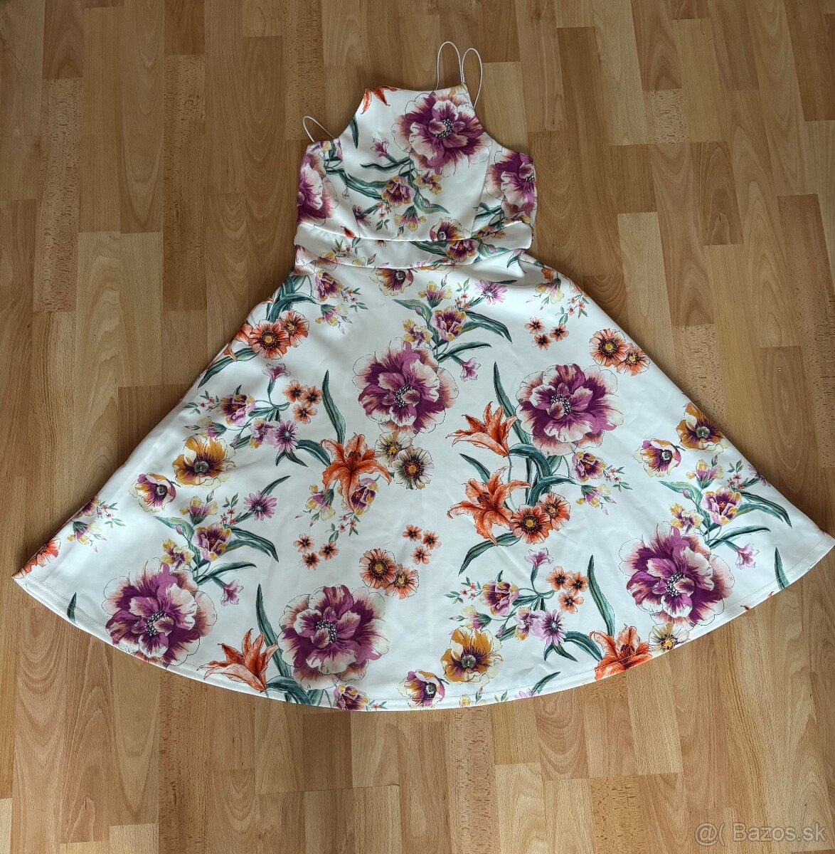 Kvietočkavé šaty - 2