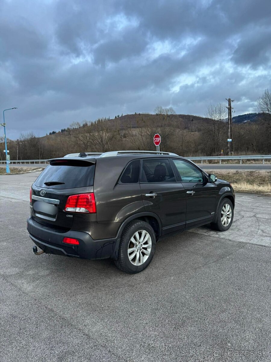 Kia Sorento 2.2 CRDi 4WD A/T6 RV2012 - 2