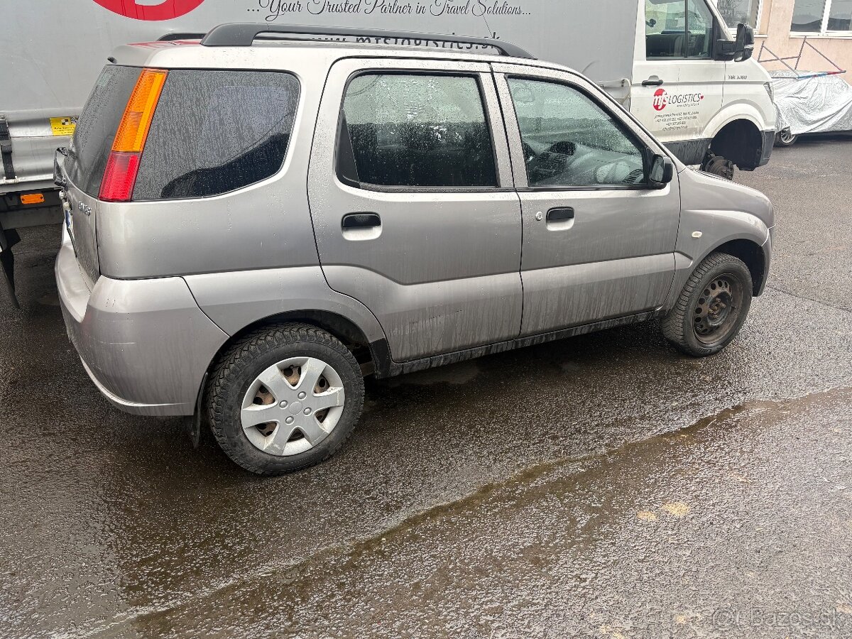 Predám Suzuki Ignis - 2