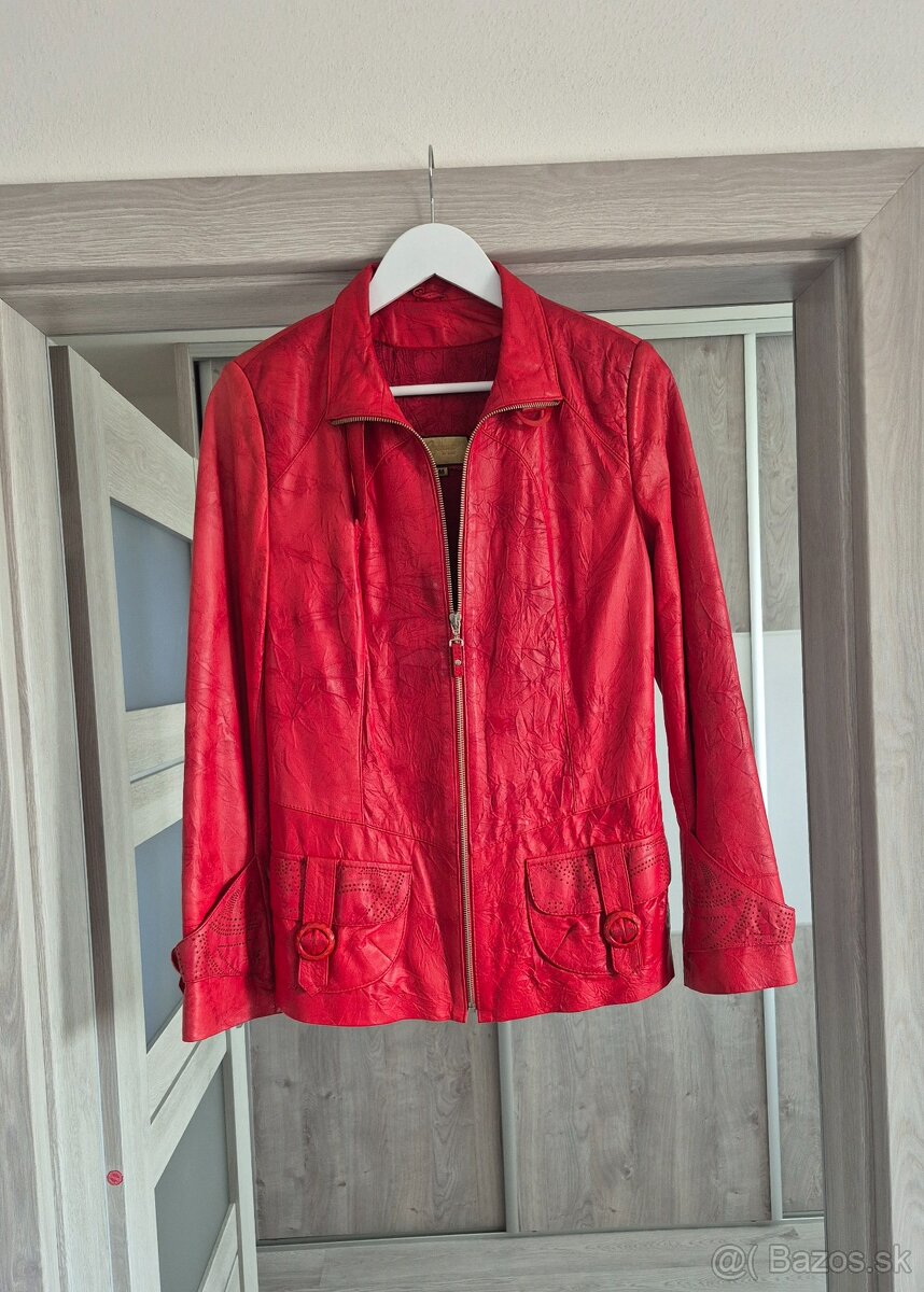 Jemná kožená bunda s 3D efektom v.M - 2