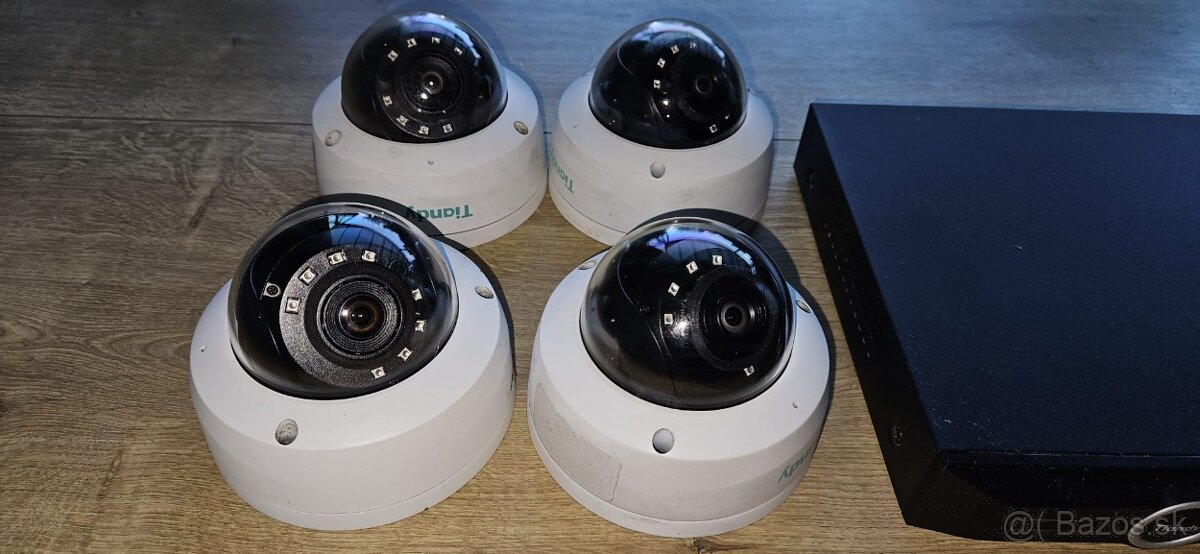 Zostava vonkajšich kamier Tiandy - 2