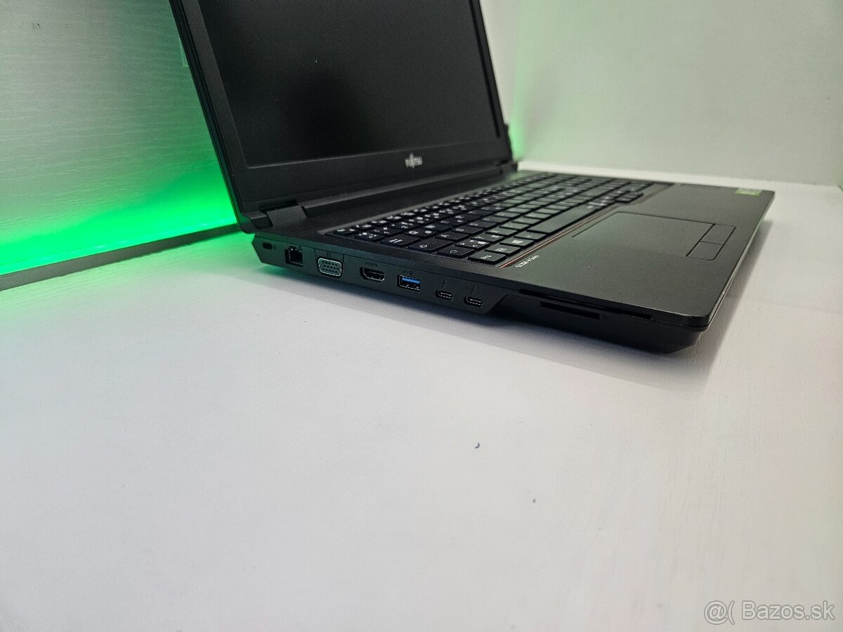 Fujitsu Celsius H7510 intel i7, 32GB RAM, Nvidia - 2