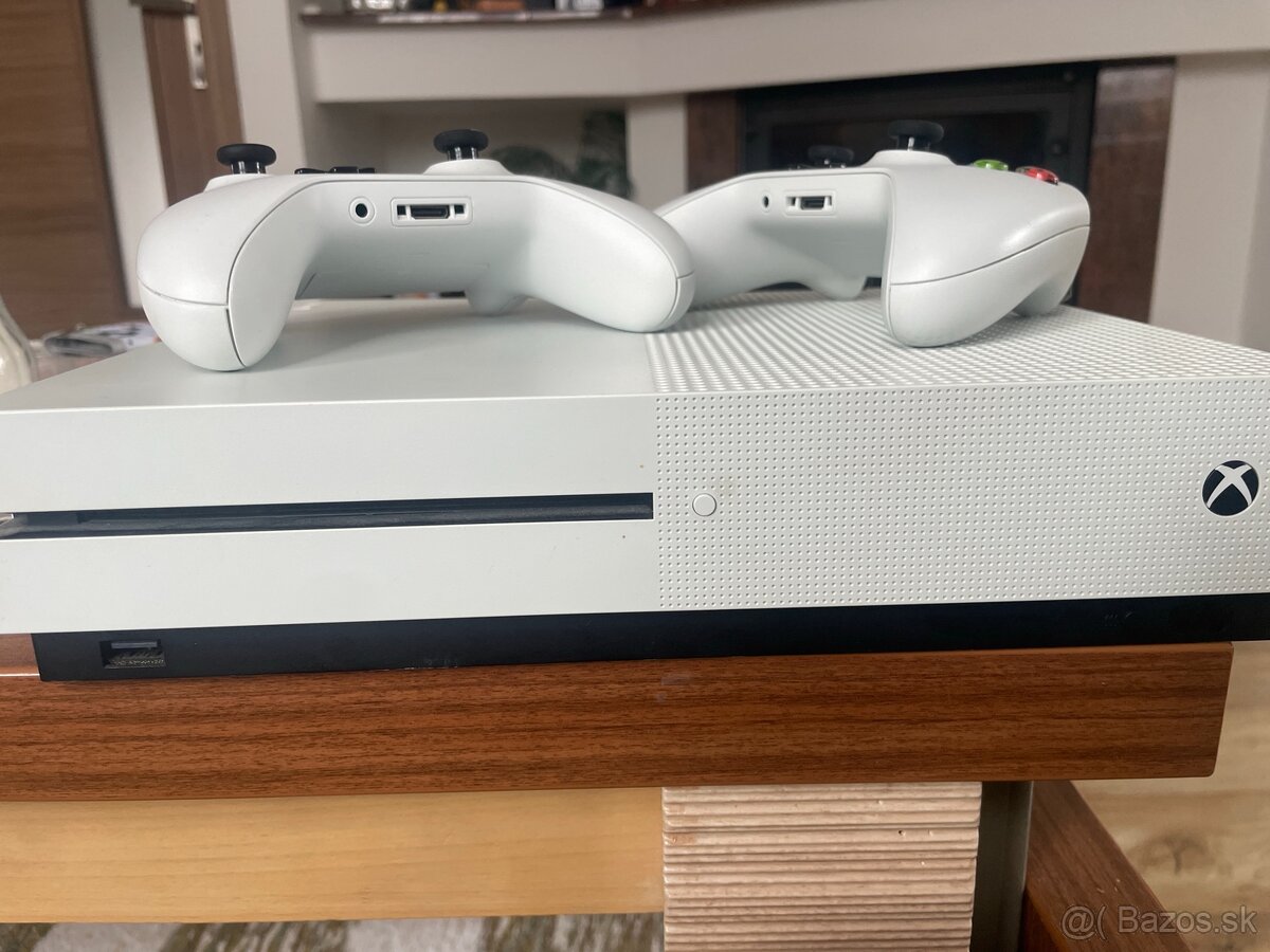 Predám Xbox one S - 2