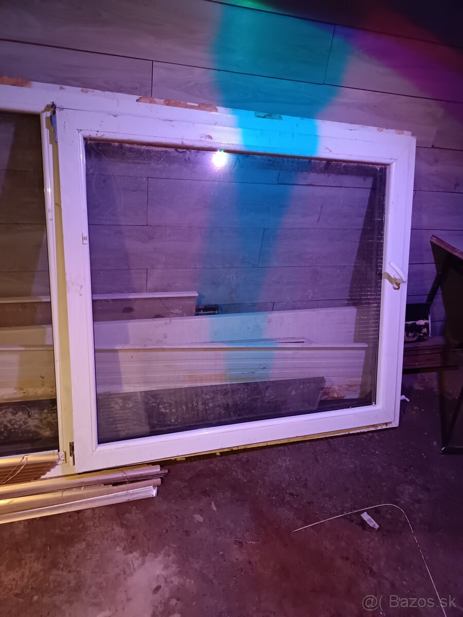 Predám okno balkónové dvere a radiátor - 2