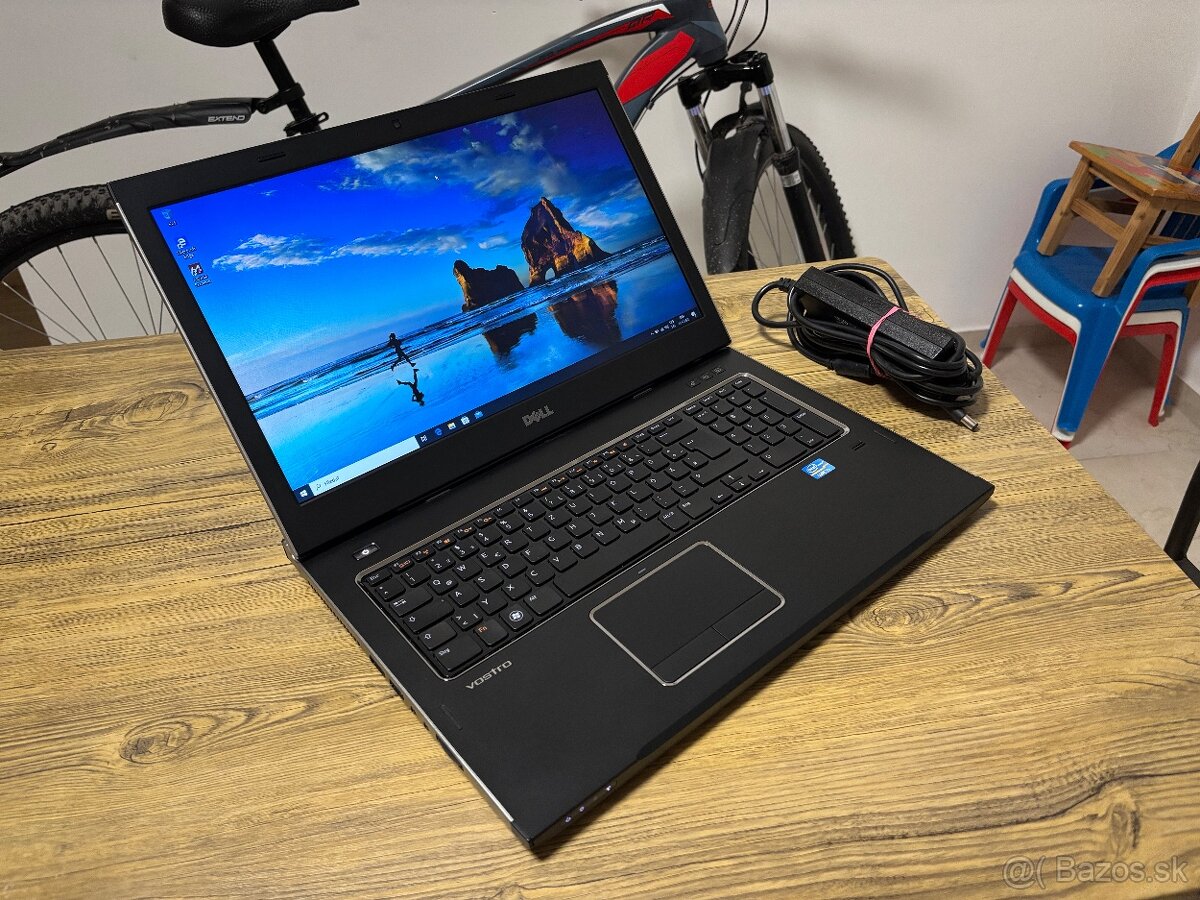 17.3"/Dell/Notebook/i3/6GB RAM DDR3/1TB SSHD/Intel HD 2GB - 2