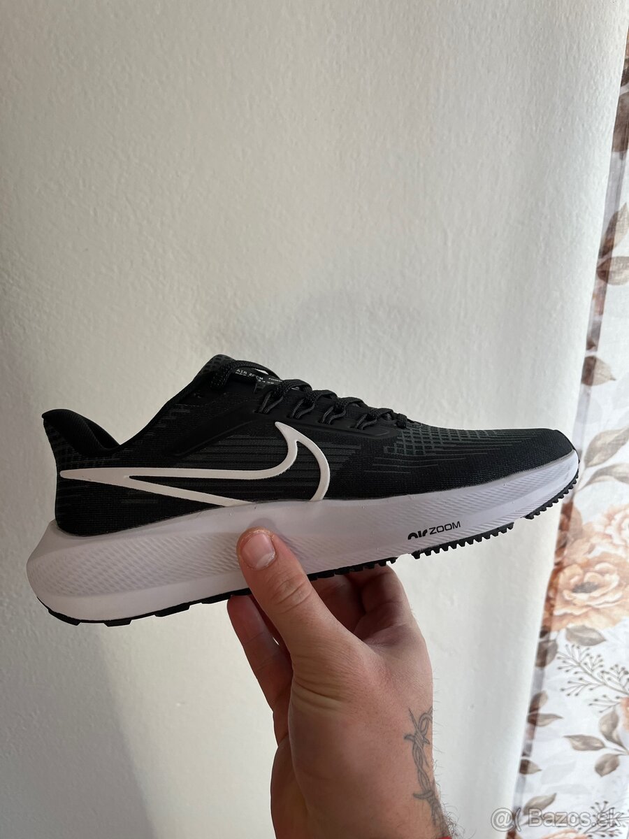 Nike Air Zoom - 2