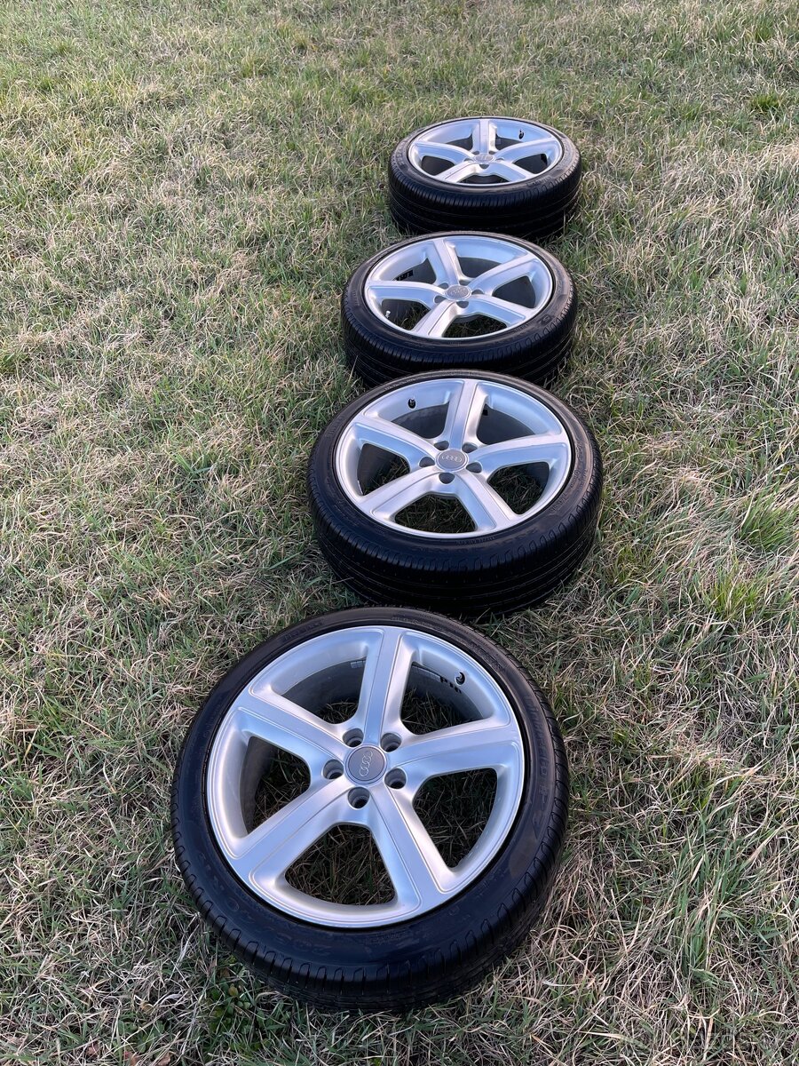 Predám letnú sadu R19 originál z AudiQ5 Audi a6 c6 - 2