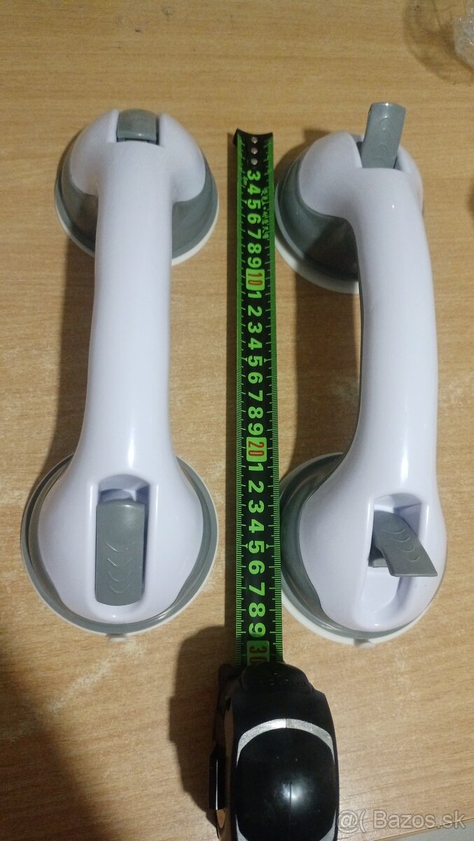 1 prisavkovy držiak na kachličky - 2