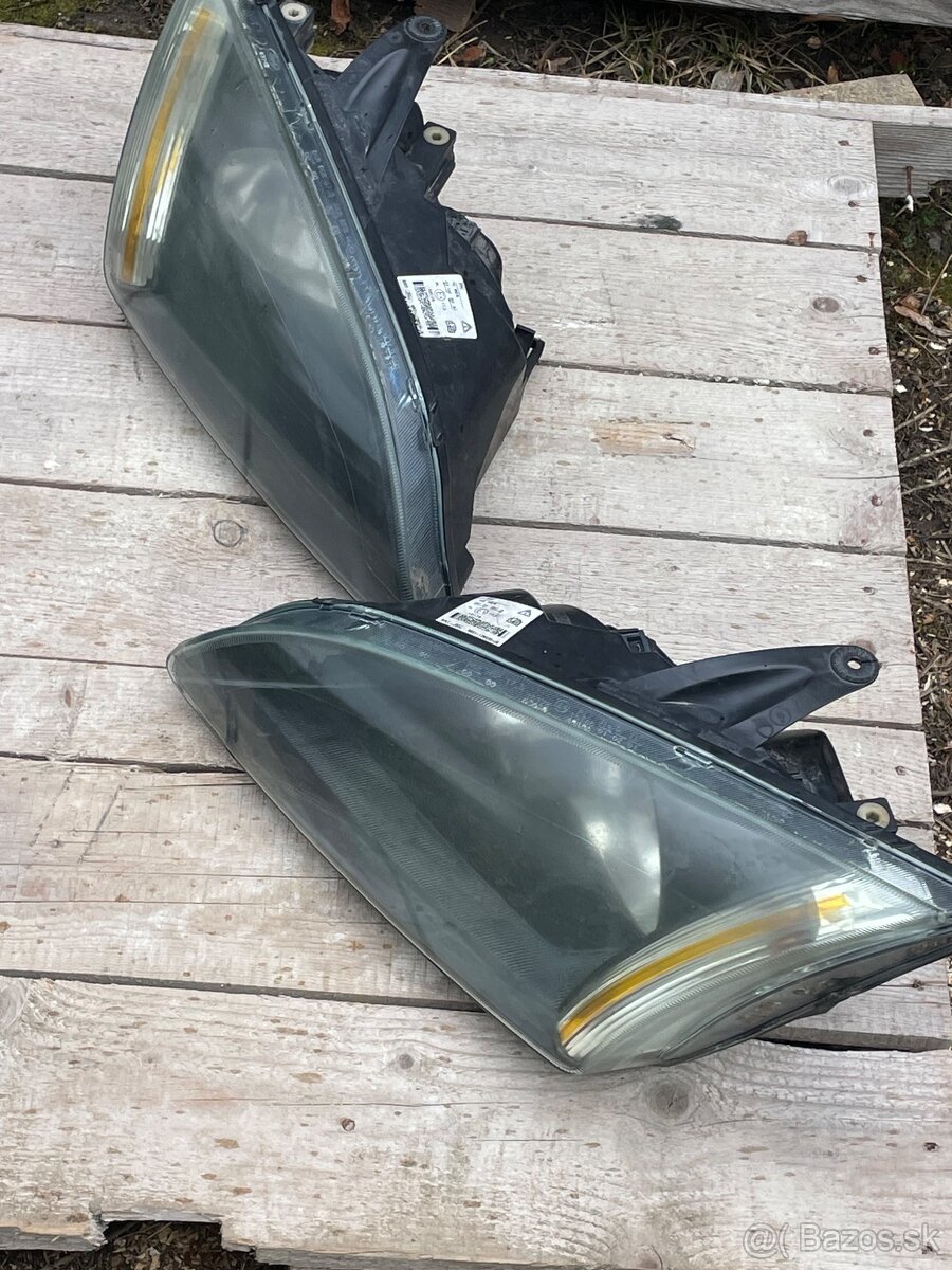 Ford focus svetlomety - 2