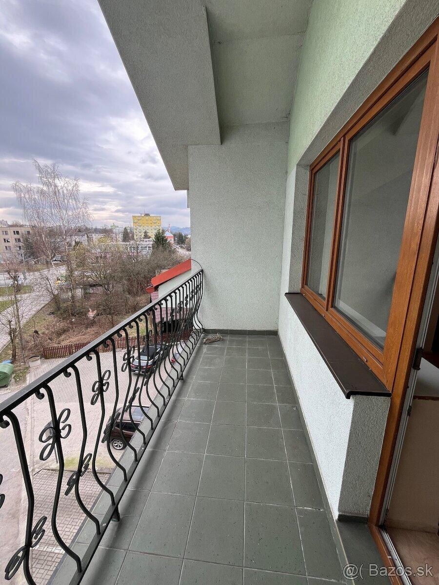 Prenájom 4-izbovy byt - 2