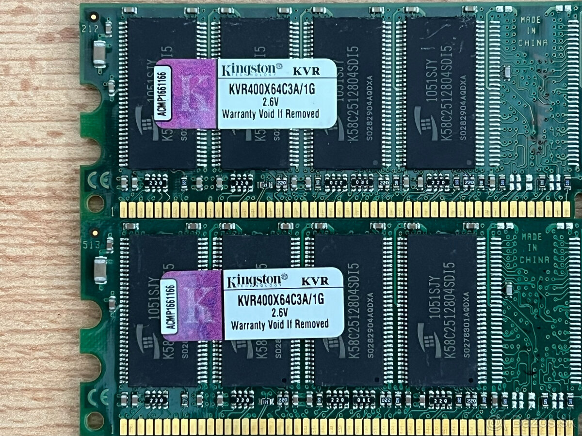 Predám pamäťové moduly DDR 1GB - 2