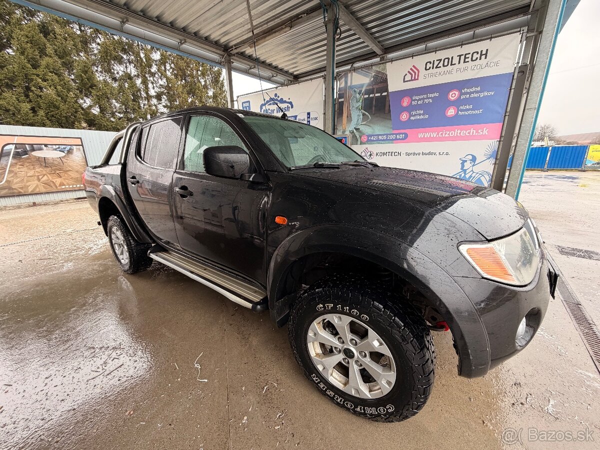 Mitsubishi L200 - 2