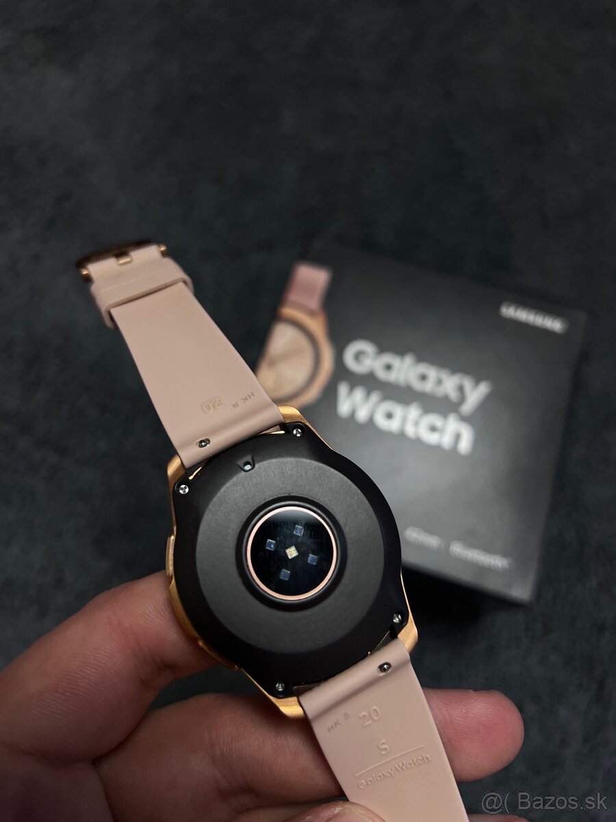 Samsung Watch 42mm rose Gold - 2
