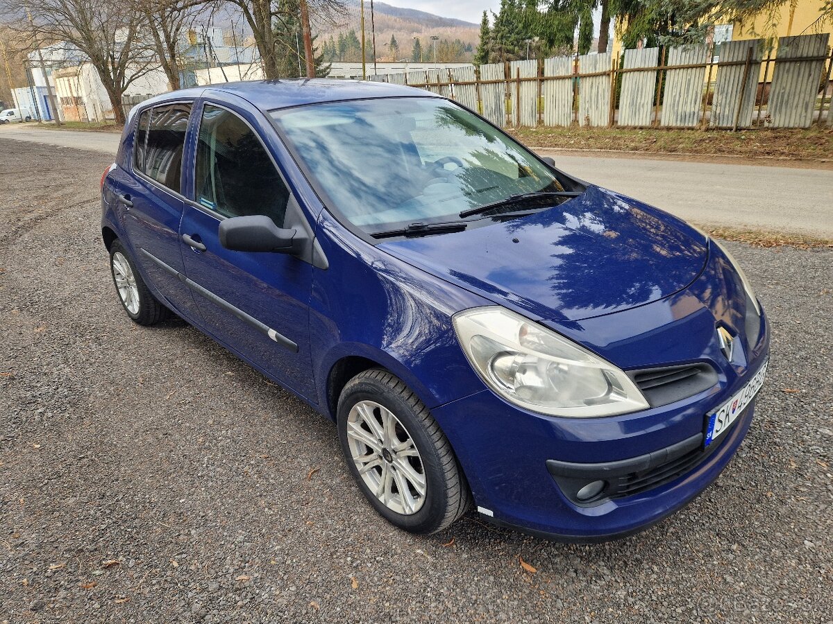Renault Clio 1.5 dCi - 2