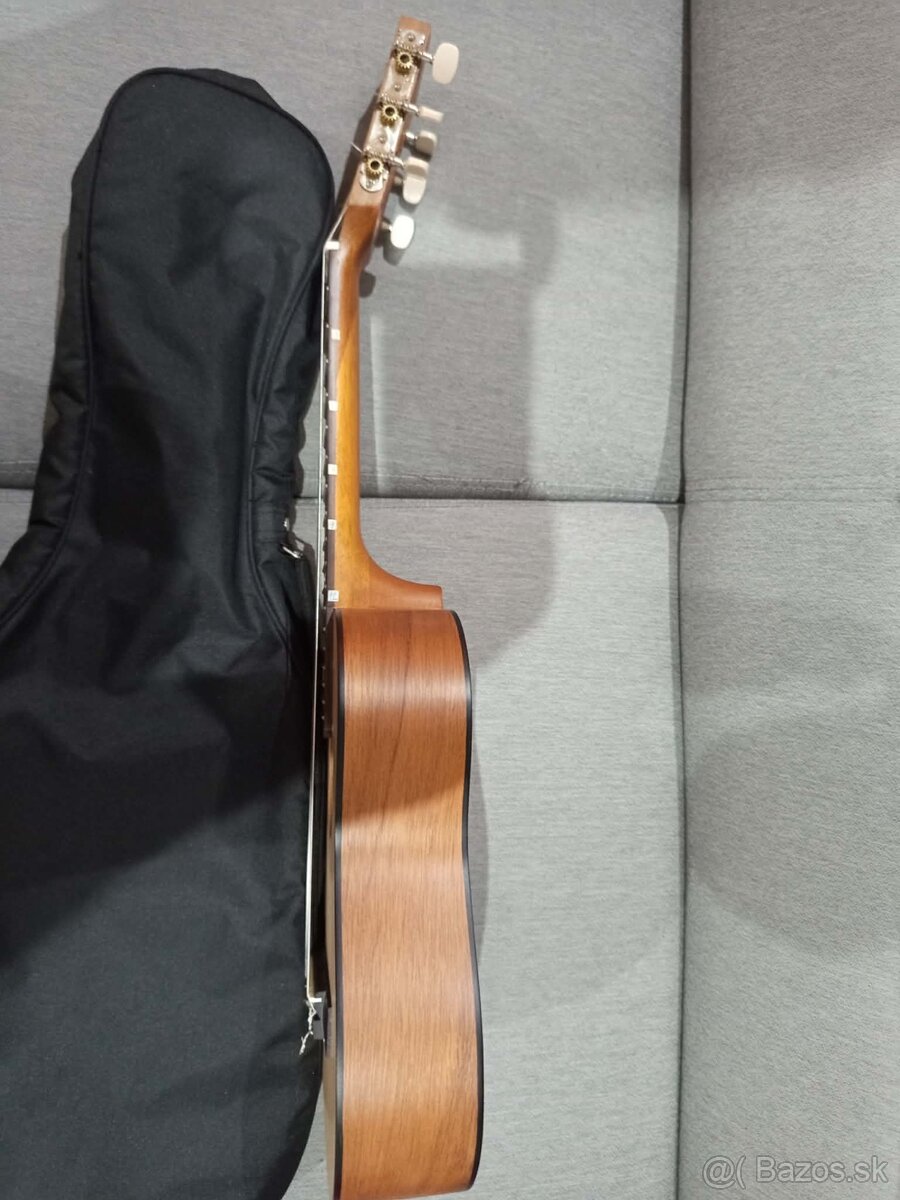 Gitara Yamaha GL1 Guitalele - 2