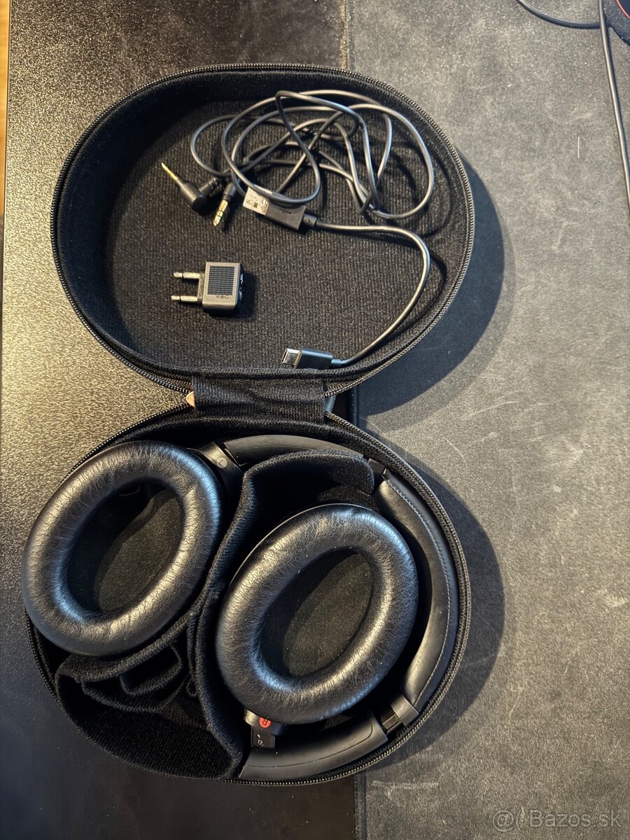 Sony WH-1000XM4 - 2