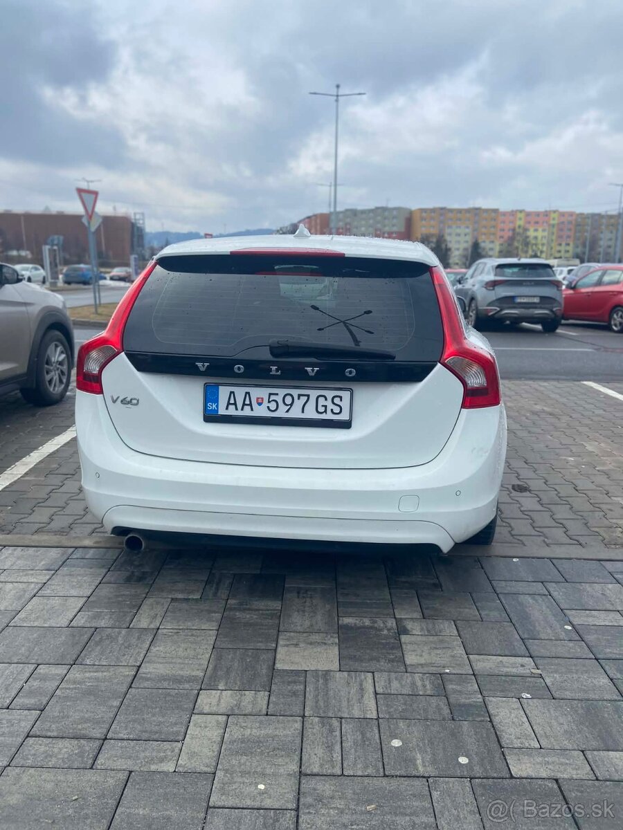 Volvo V60 - 2