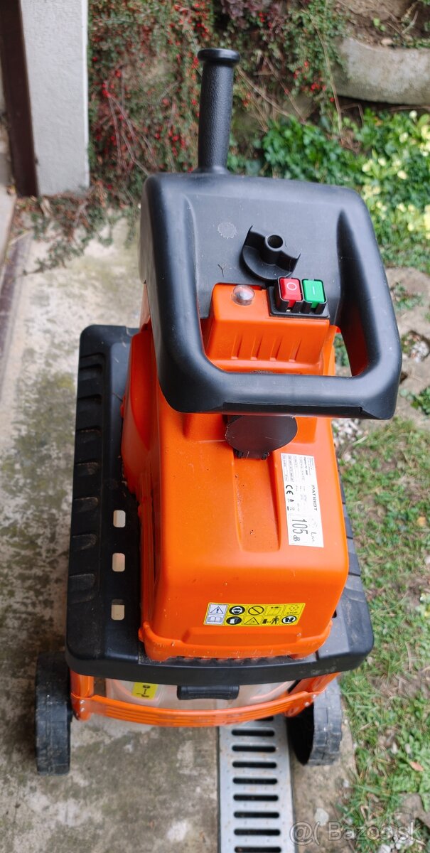 Predám drtič konárov - 2