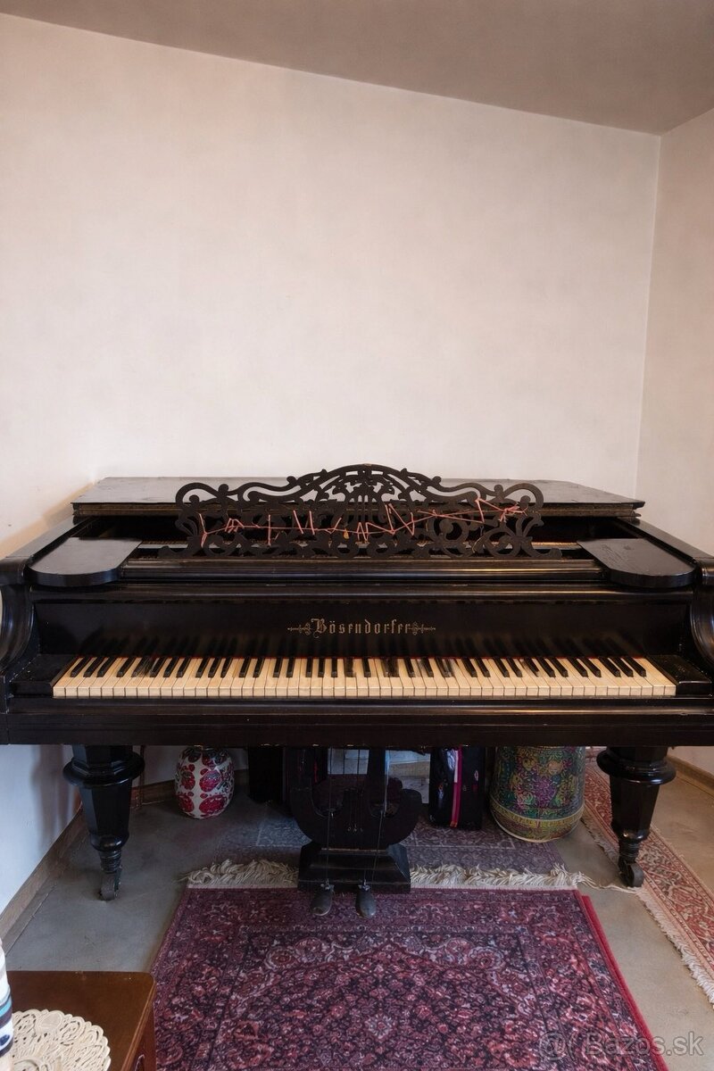 Historické krídlo Bösendorfer - 2