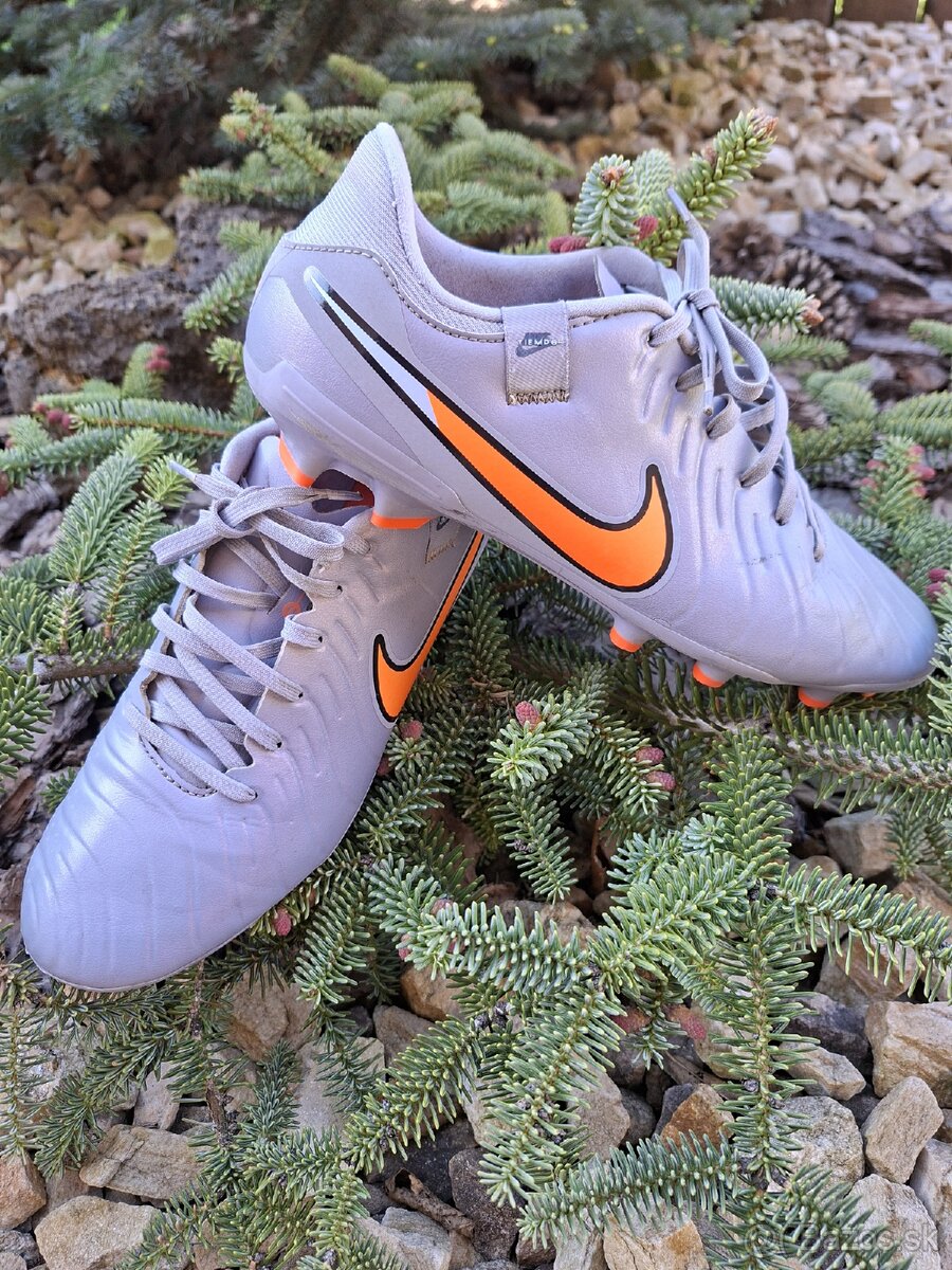 Kopacky zn. Nike, velkost 41 - 2