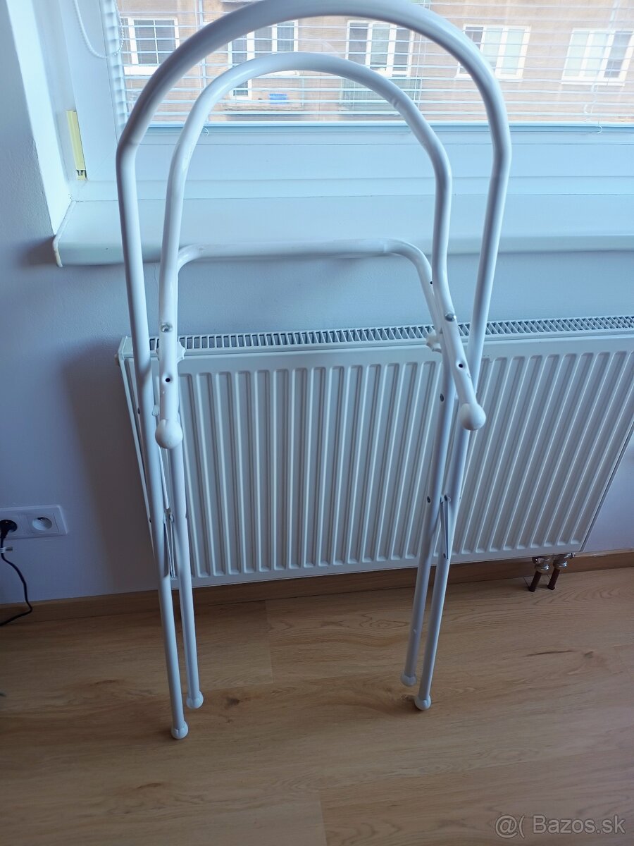 Keeeper stojan pre vaničku - 2