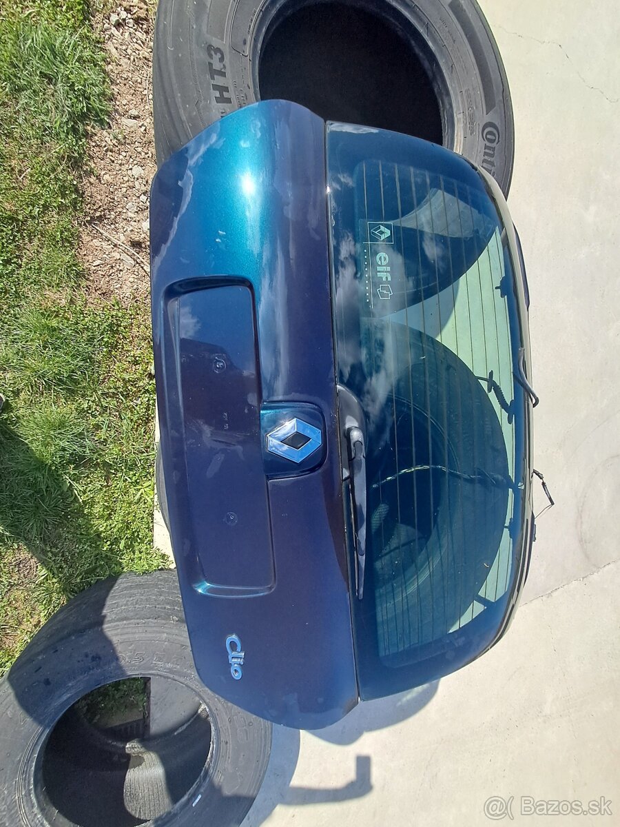 Renault Clio piate dvere 2001/05 - 2