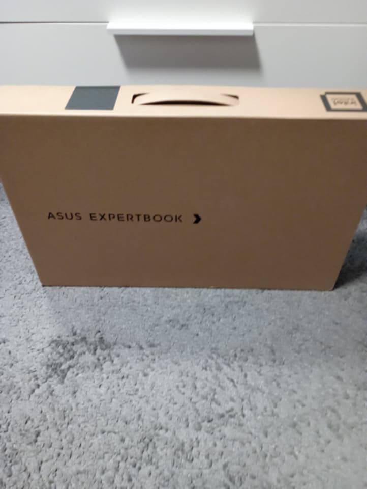Asus Expertbook - 2