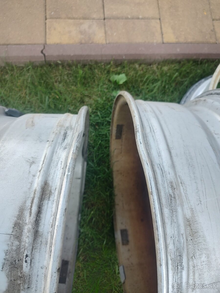 Alu disky KIA 5x114,3 17x7J ET56 - 2