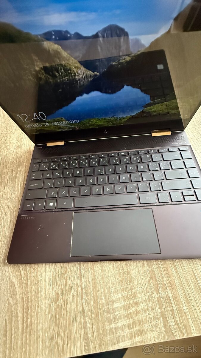 HP Spectre x360 13" – dotykový, i5, 8GB RAM, 512GB SSD, W11 - 2