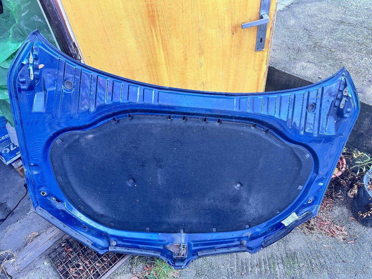 Predná kapota škoda octavia 3 predfacelift - poškodená - 2