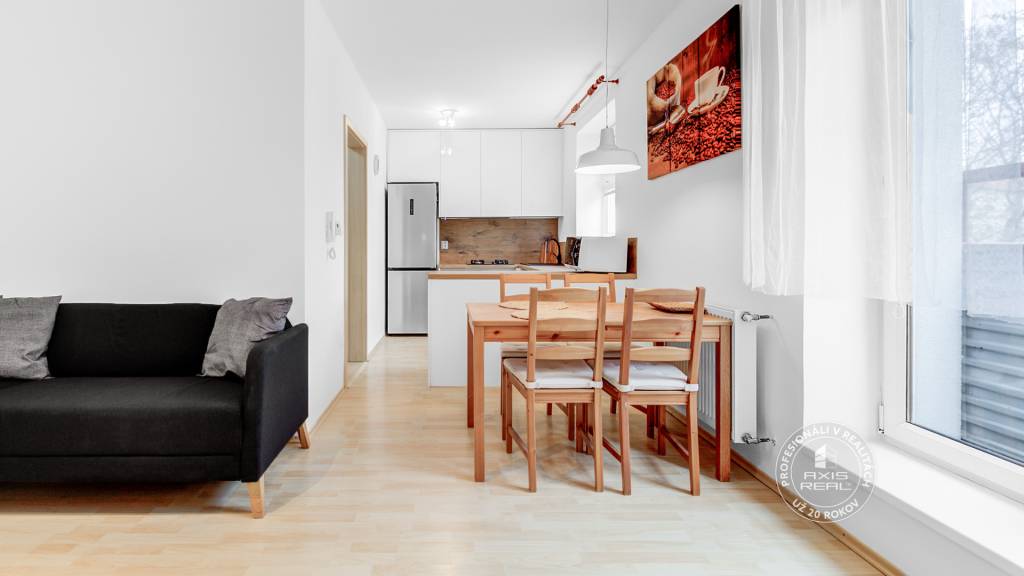 AXIS REAL | Slnečný 2i byt vo výbornej lokalite - nová kuchy - 2