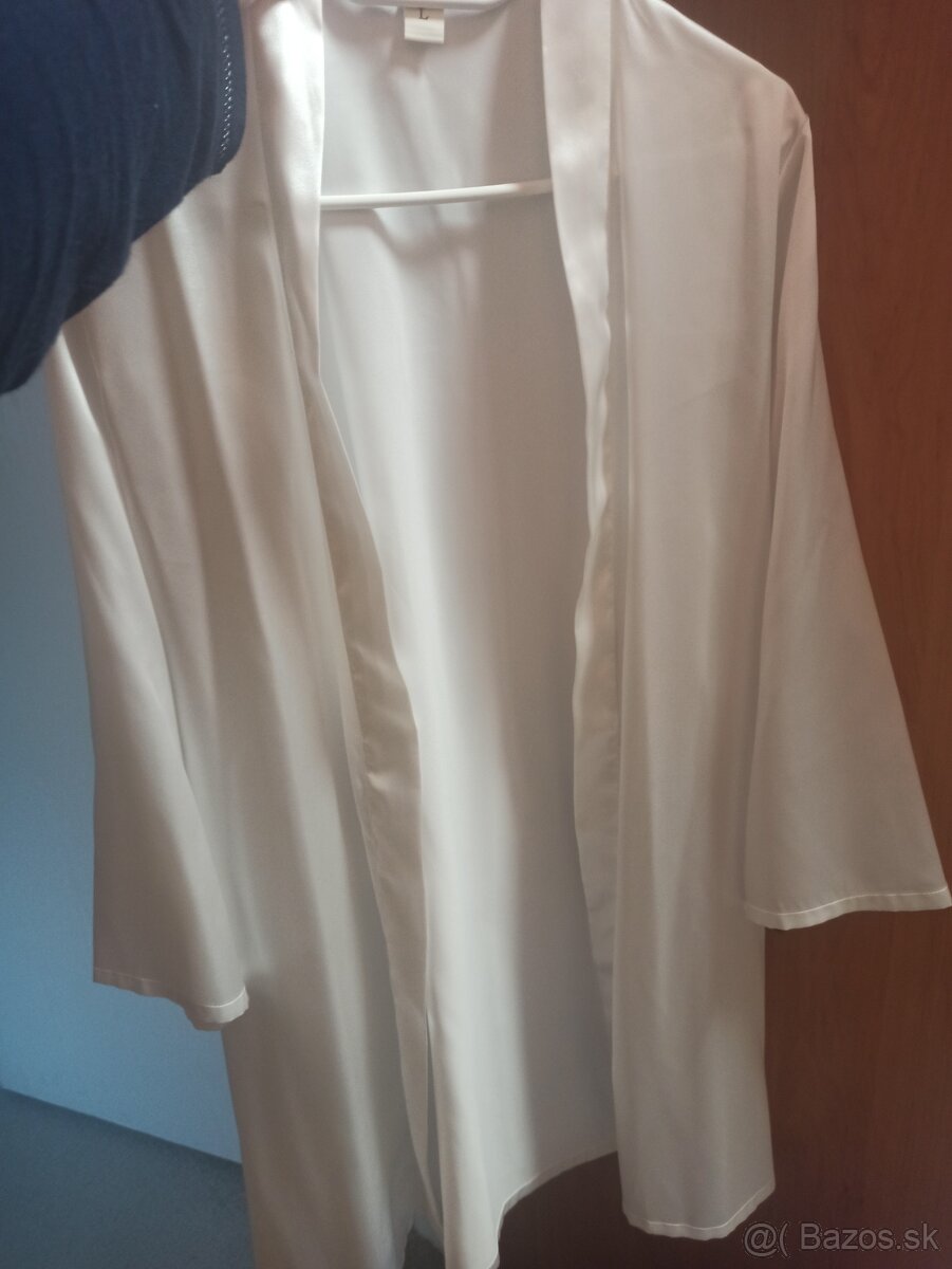 Saténovy župan - 2