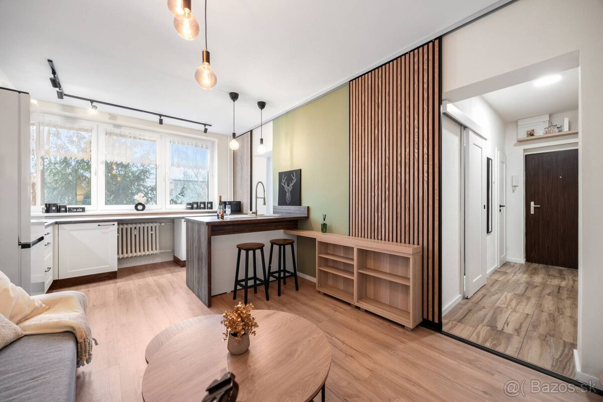 NOVOZKONŠTRUOVANÝ 2 izbový byt na prenájom za 530,- Eur, KAR - 2