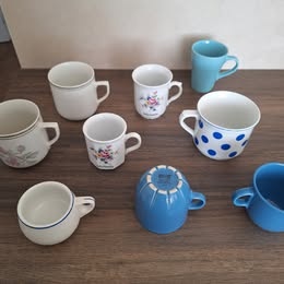 Šálky, hrnčeky, vintage misy, taniere /na doplnenie/ - 2