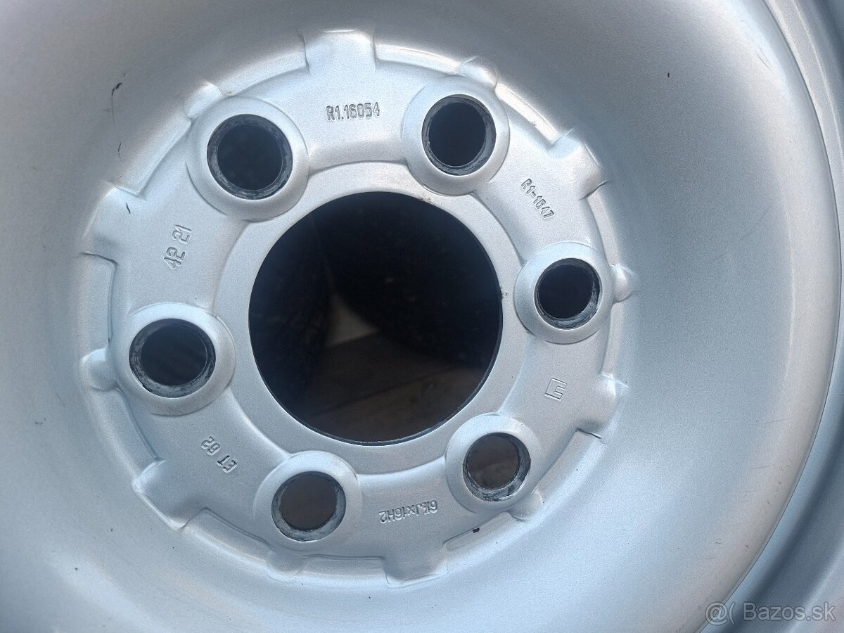 235/65R16C komplet Mercedes Sprinter nové - 2