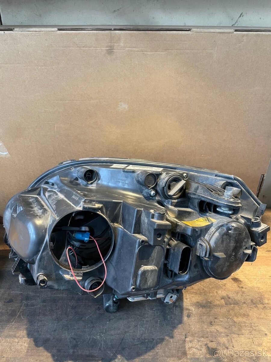 Predné svetlo Mercedes GLK X204 - 2