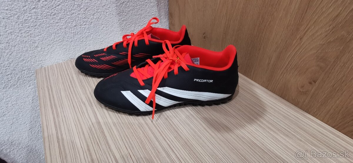 Kopačky adidas predátor. - 2