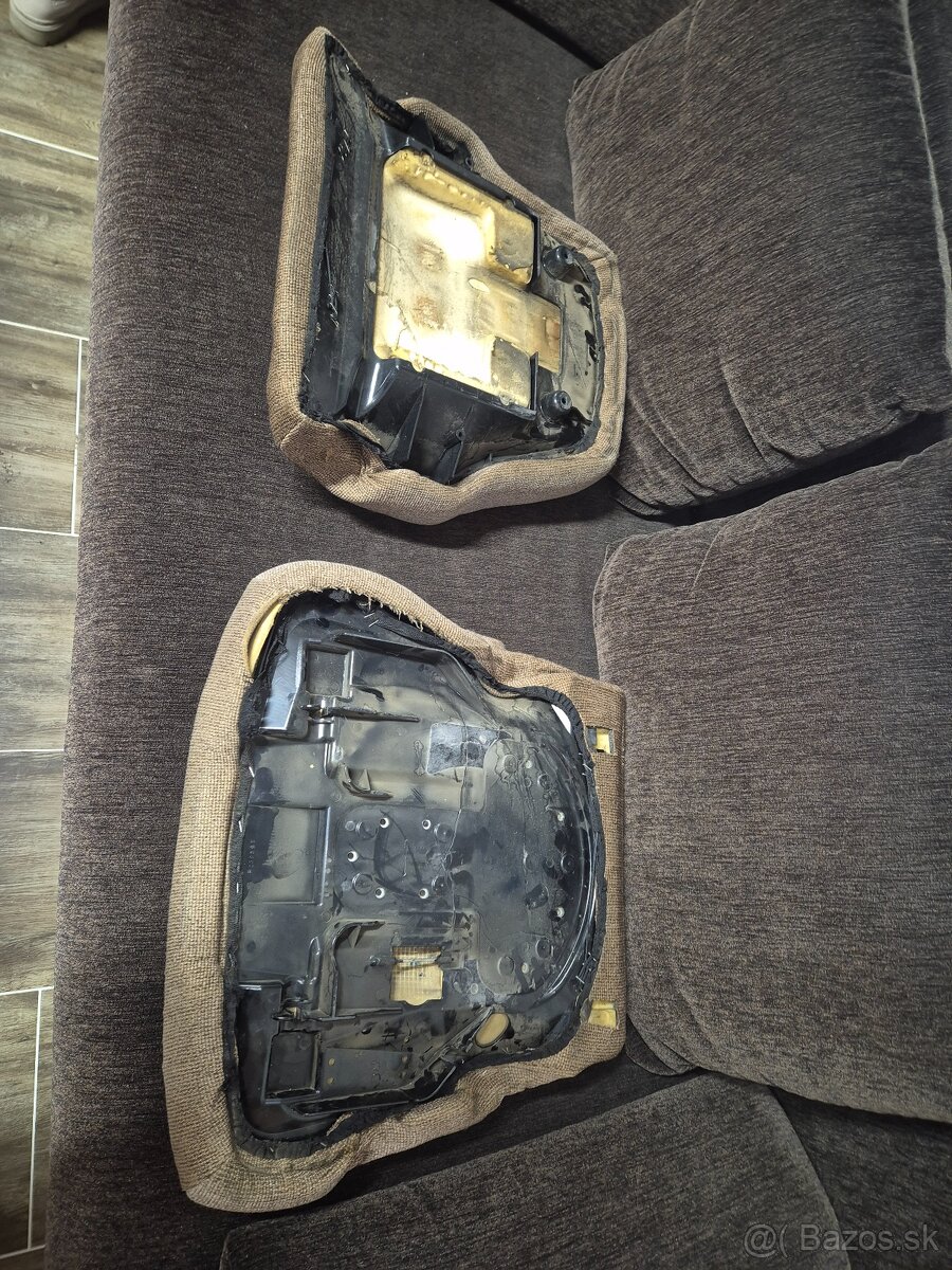 John Deere Podsedák a opierka - 2