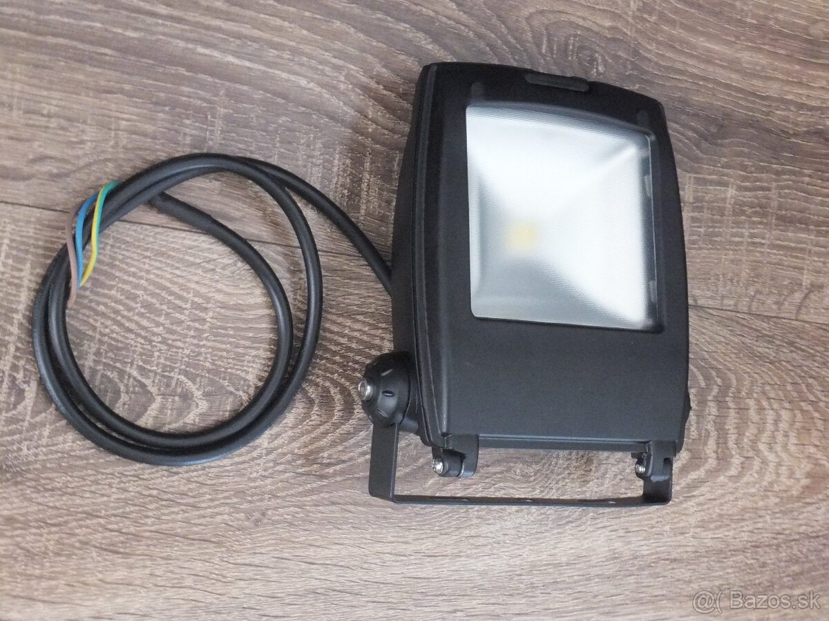 Led reflektor s led CREE - 2