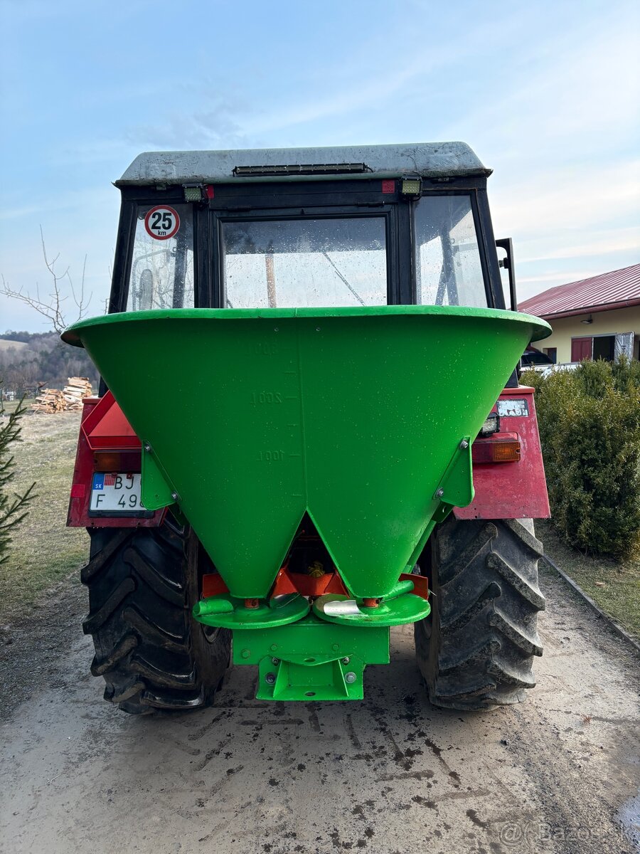 Rozmetadlo umelého hnojiva - 2