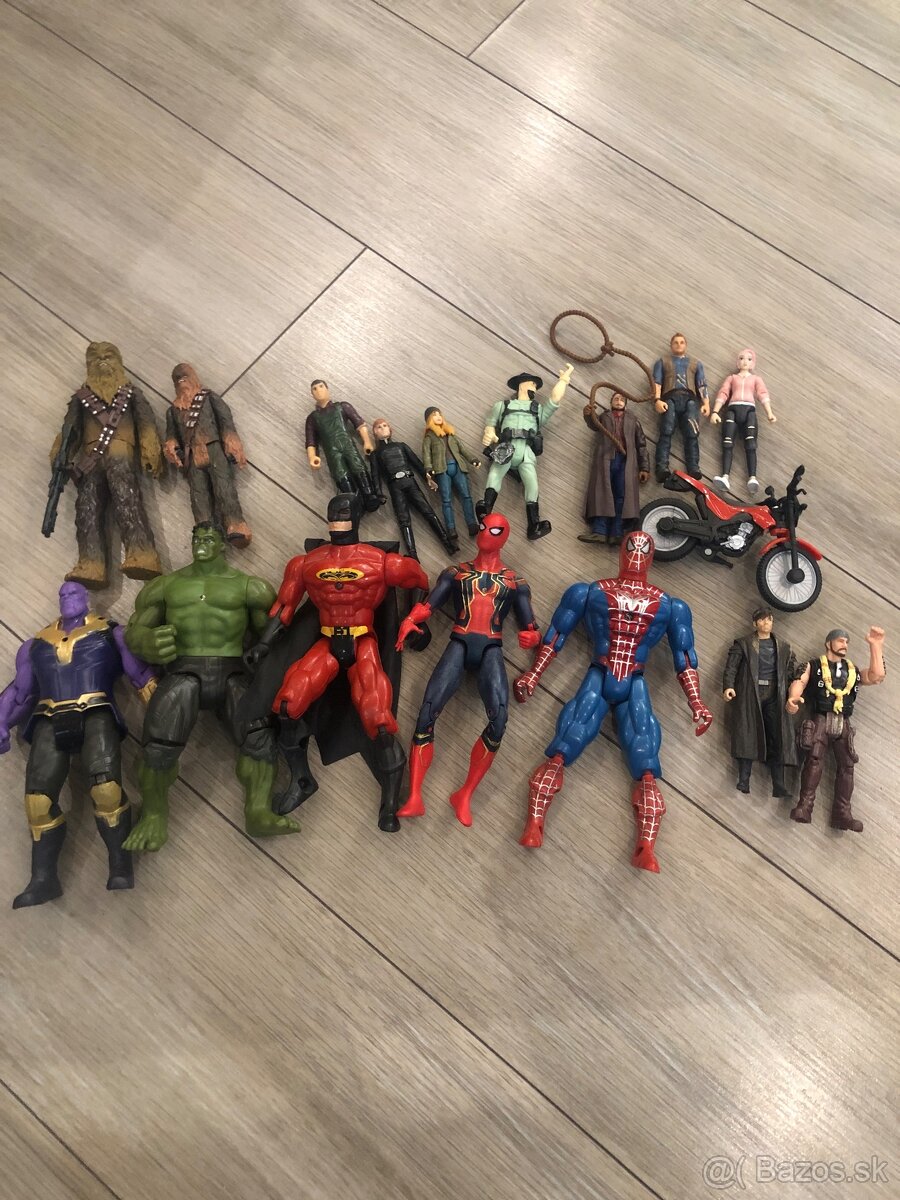 Predám rôzne postavičky star wars,avengers atď. - 2