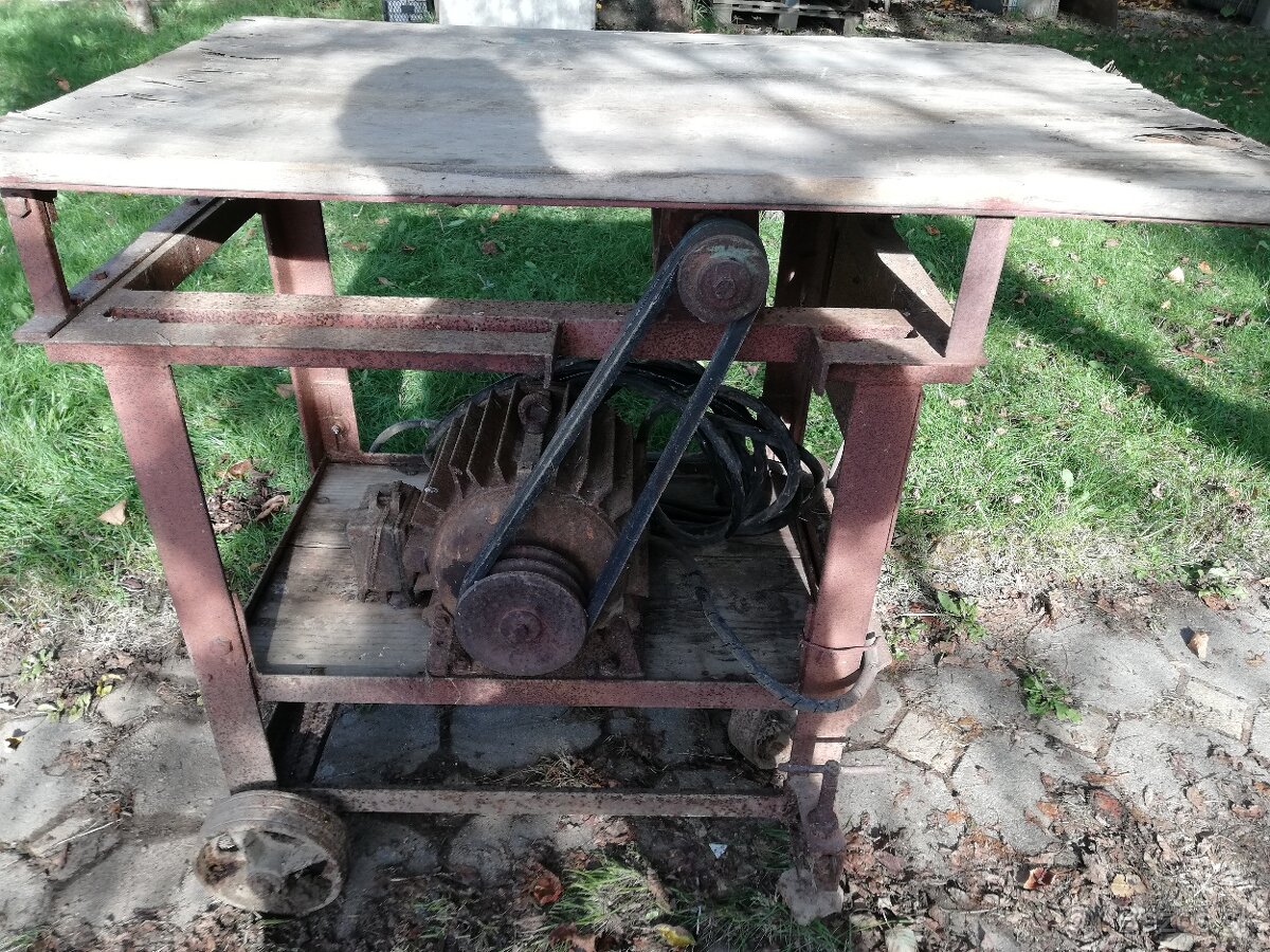 Cirkulár- dom. výroby - 2