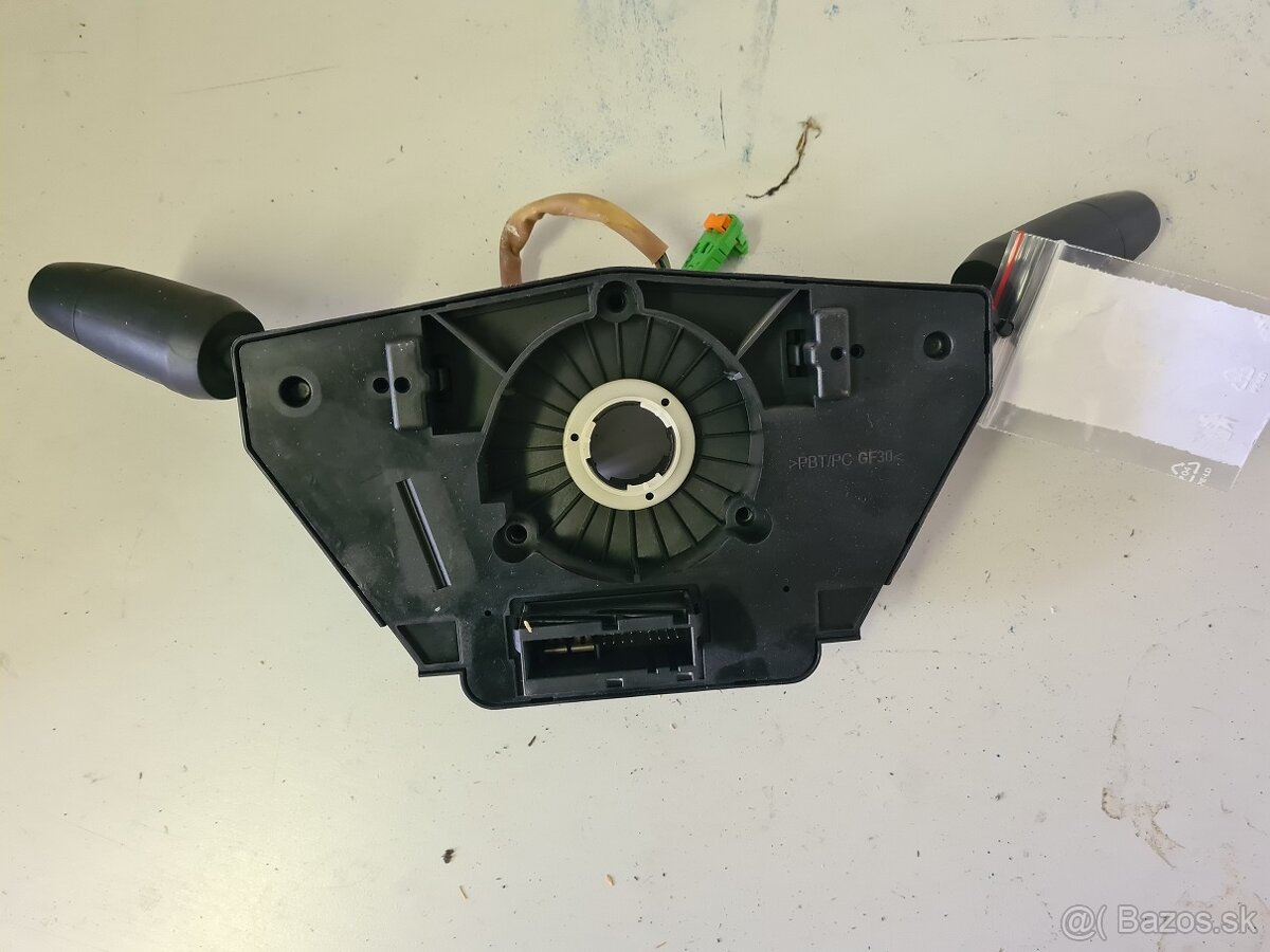 Prepínacie páčky Opel Corsa D 13142283 - 2