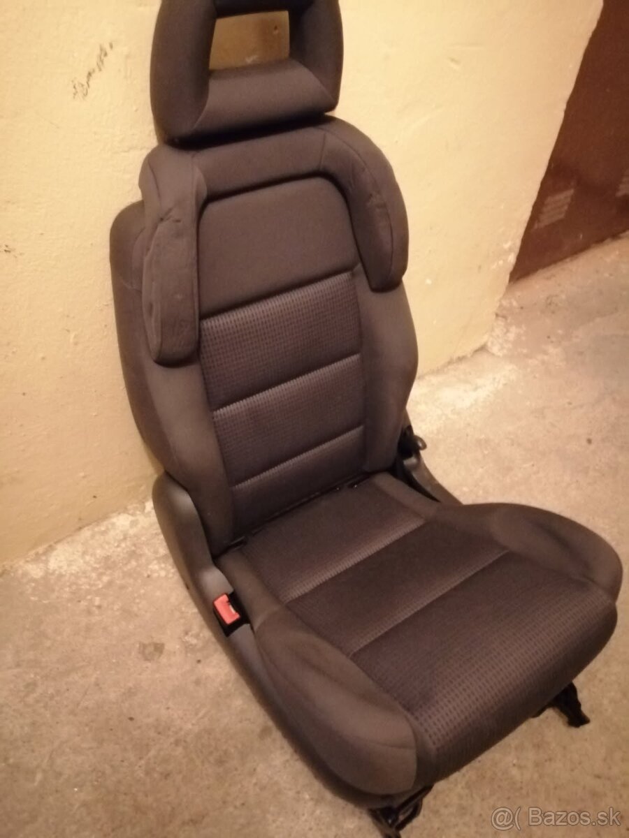 Zadné sedačky do Volkswagen Sharan - 2