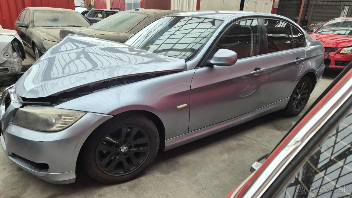 BMW E90 320i 2,0i 125kw - 2