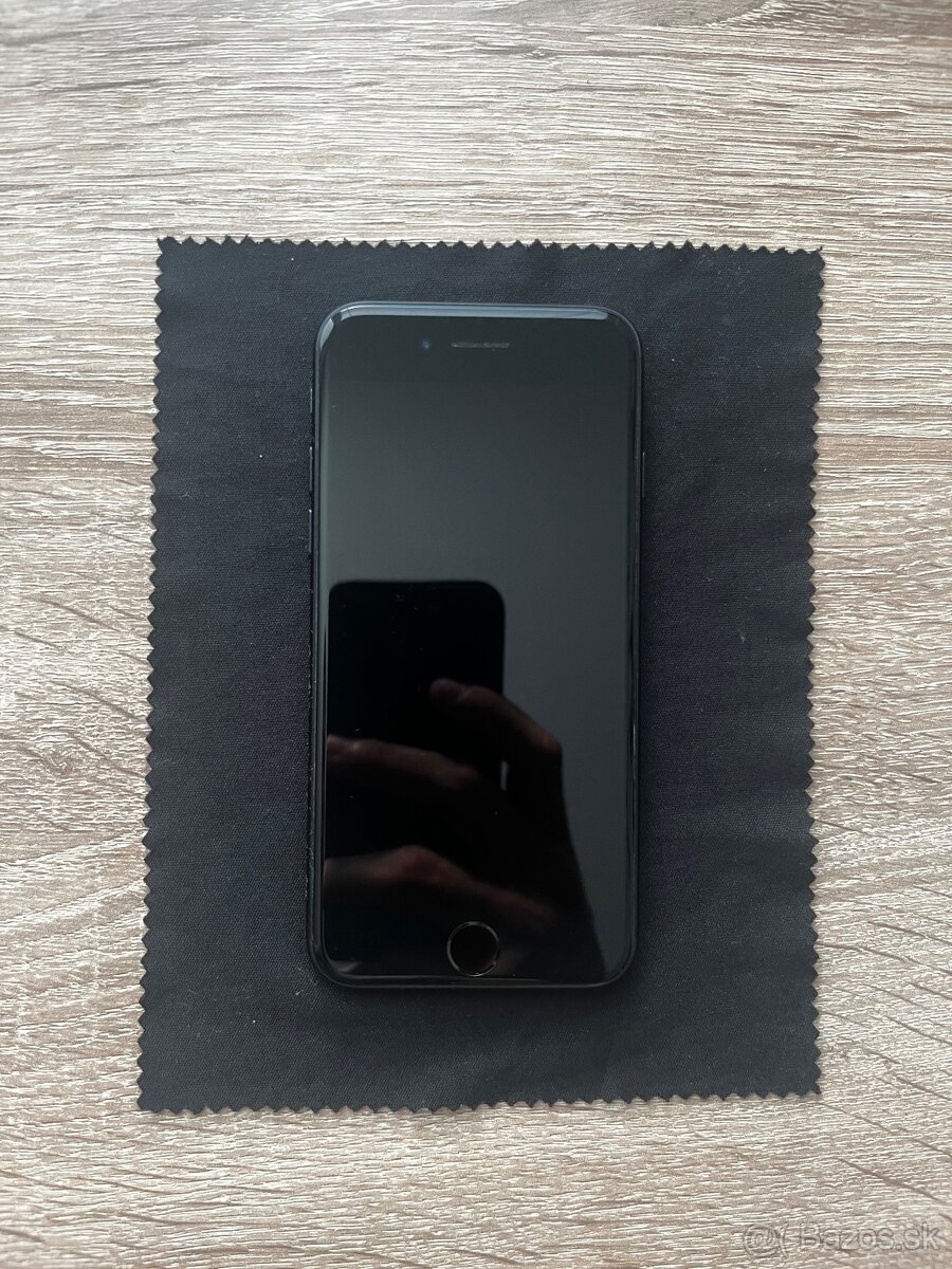 iPhone 7 - 2