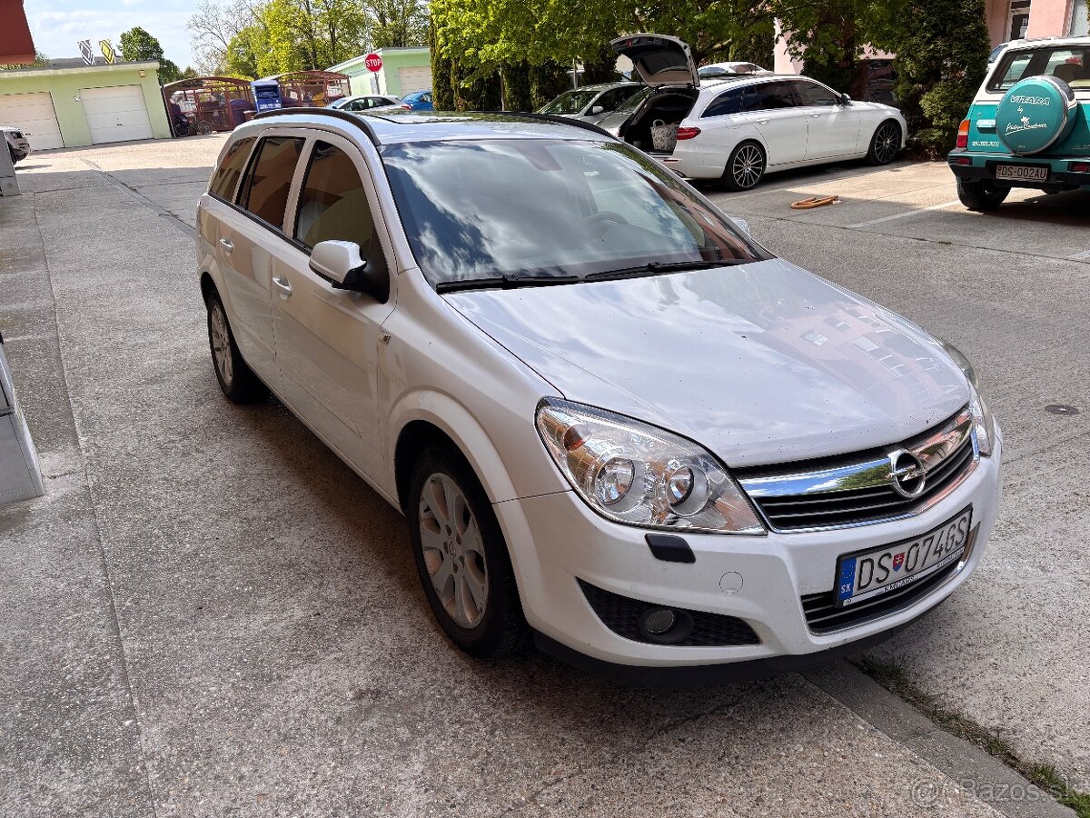 Opel Astra - 2
