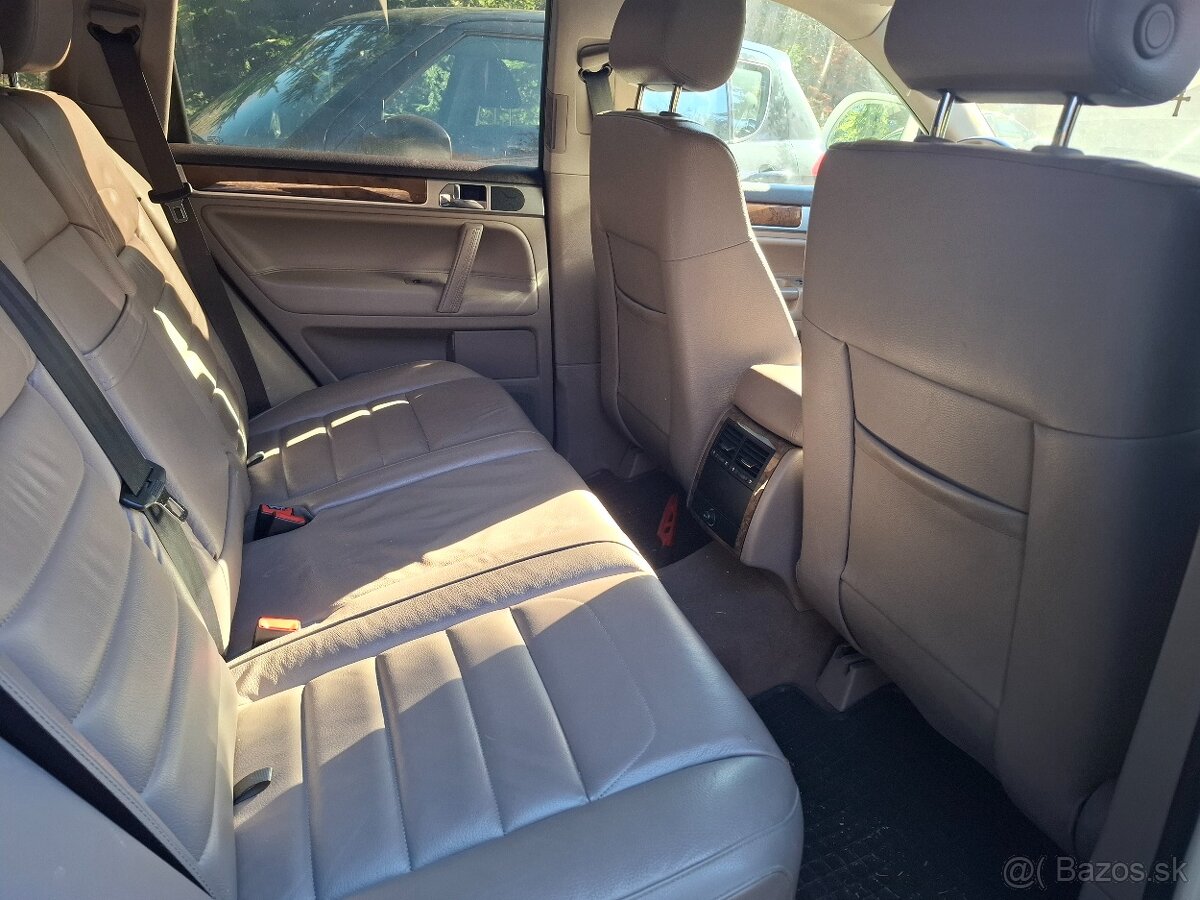 VW touareg 3.0 176 kw - 2