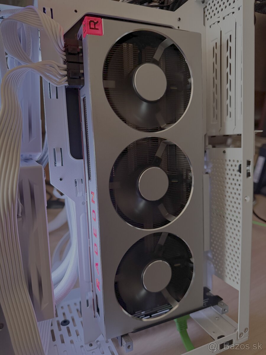 AMD Radeon VII 16 GB - 2